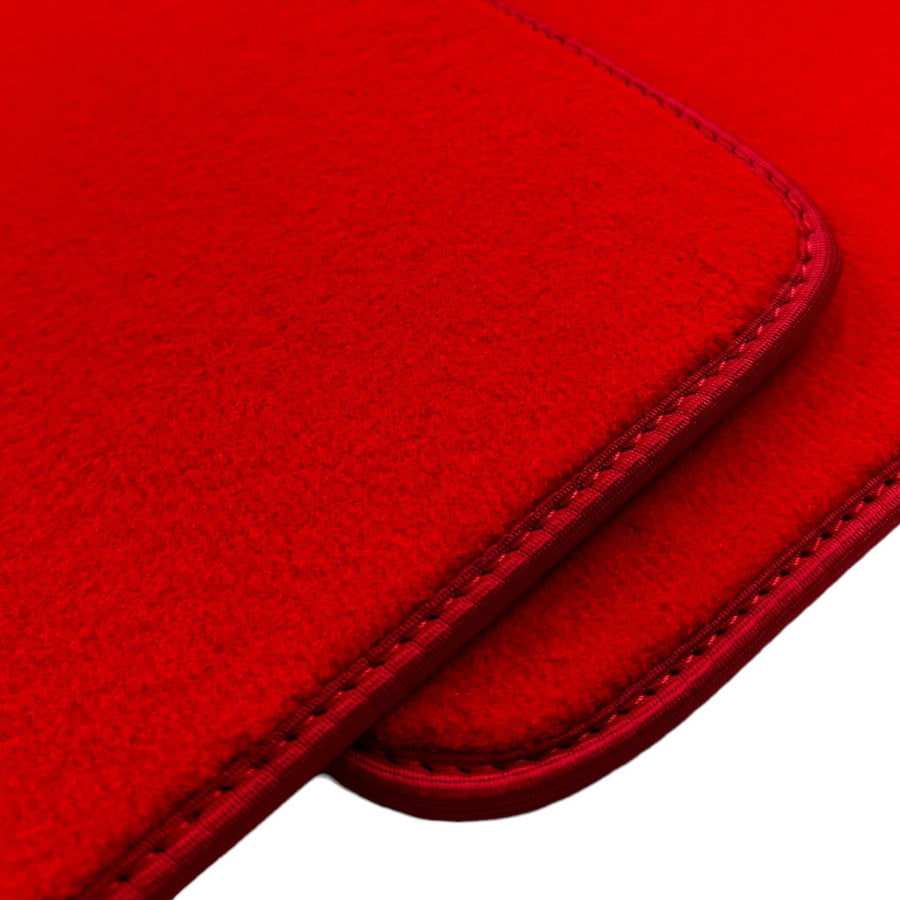Red Floor Mats for BMW Z4 Series E86 Coupe (2003-2008) - AutoWin