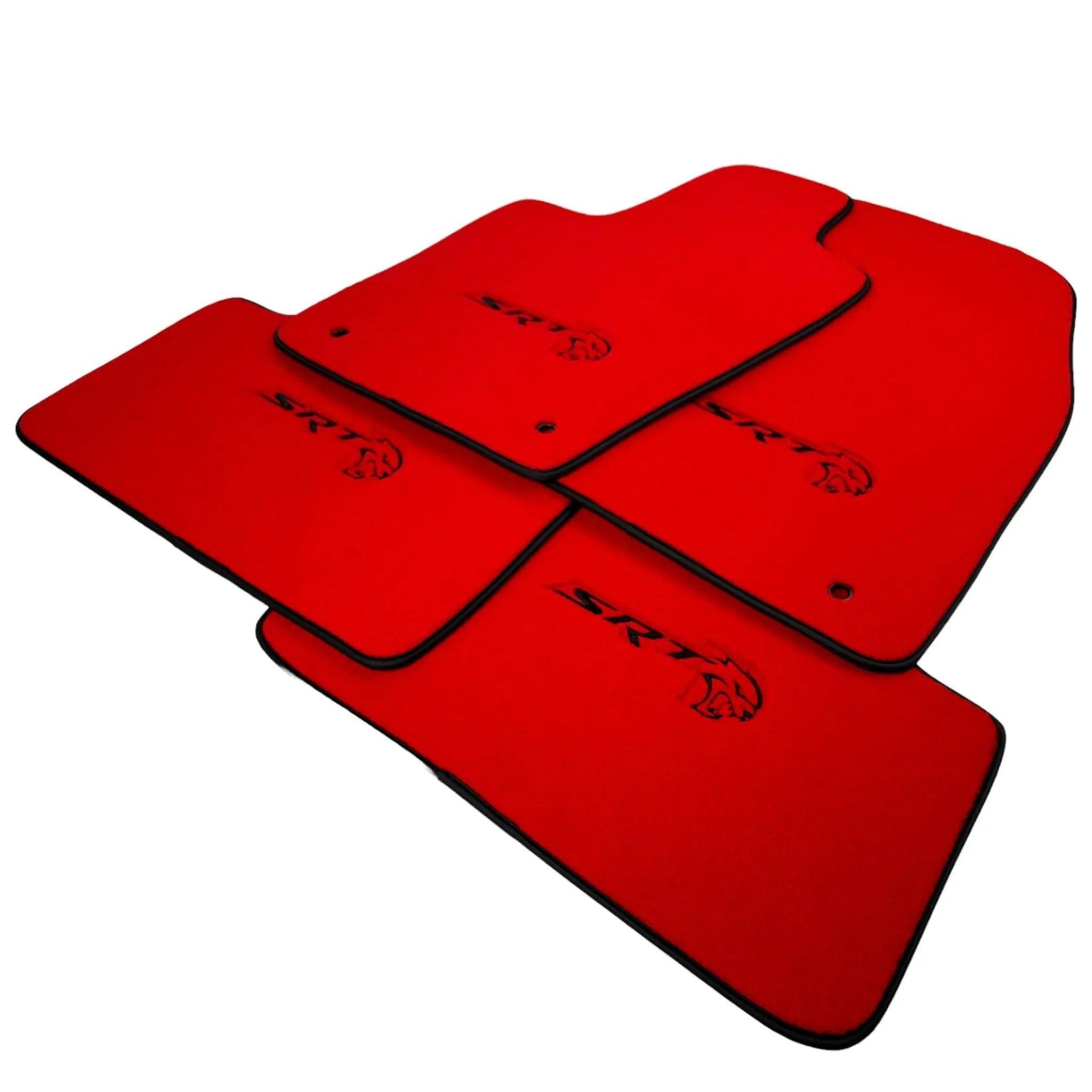 Red Floor Mats For Jeep Grand Cherokee WK2 SRT (2011-2020) - AutoWin