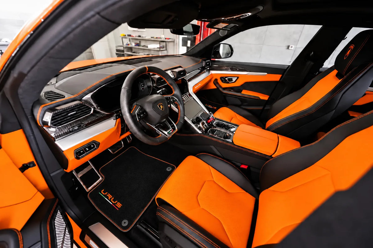 Tapis de sol Sur mesure pour Lamborghini Urus Rouge