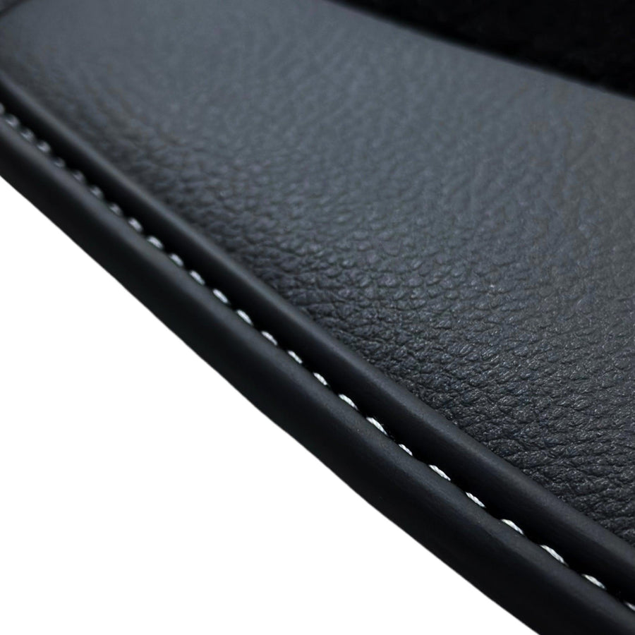 Black Floor Mats for Audi A6 - C8 Allroad Quattro (2019-2023) | No Steps - AutoWin