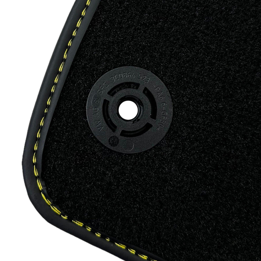 Black Floor Mats for Audi Q7 4M (2015-2019) | Fighter Jet Edition - AutoWin