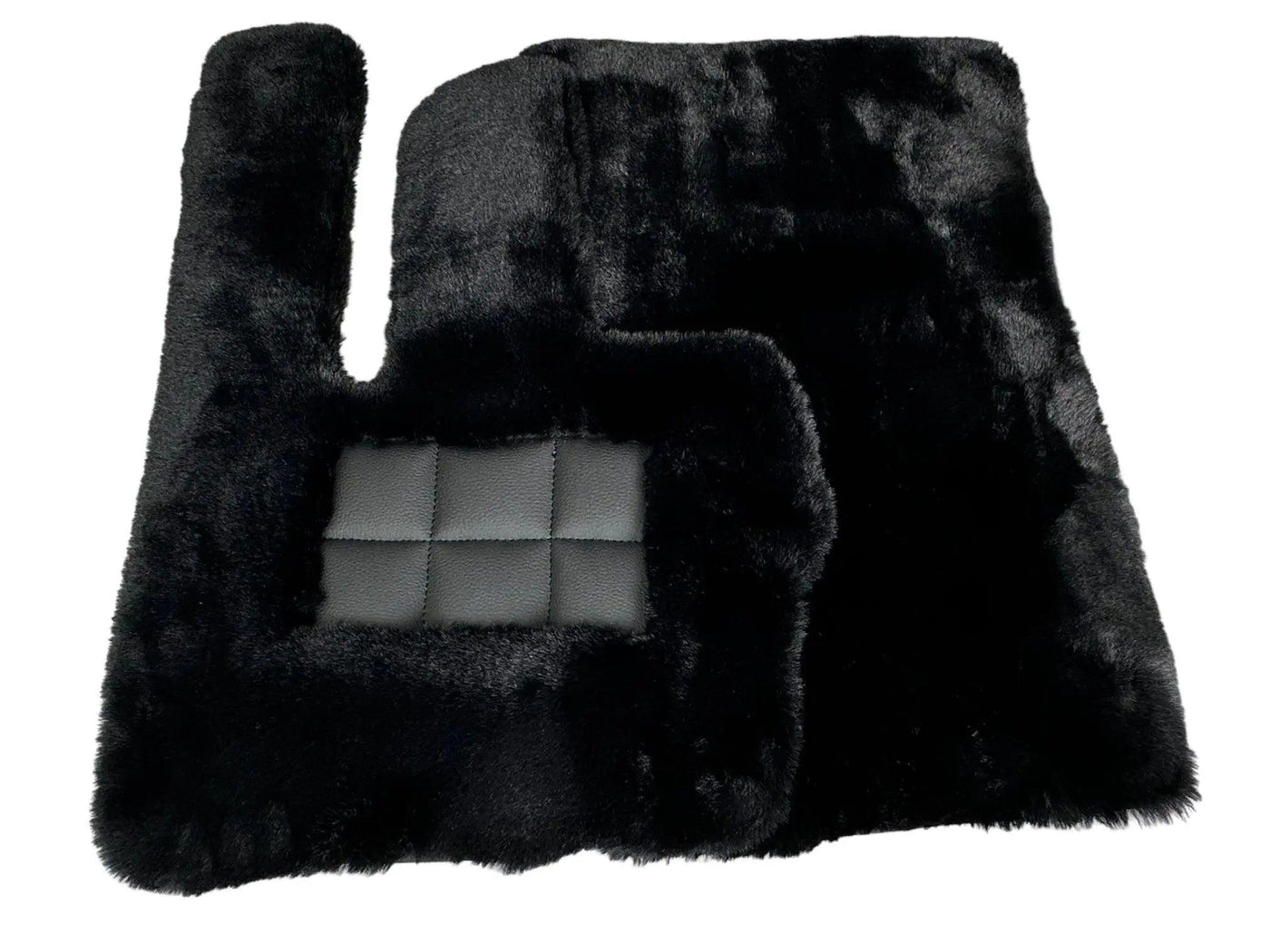 Black Sheepskin Floor Mats For Mercedes Benz EQC-Class N293 (2019-2023) | ER56 Design - AutoWin