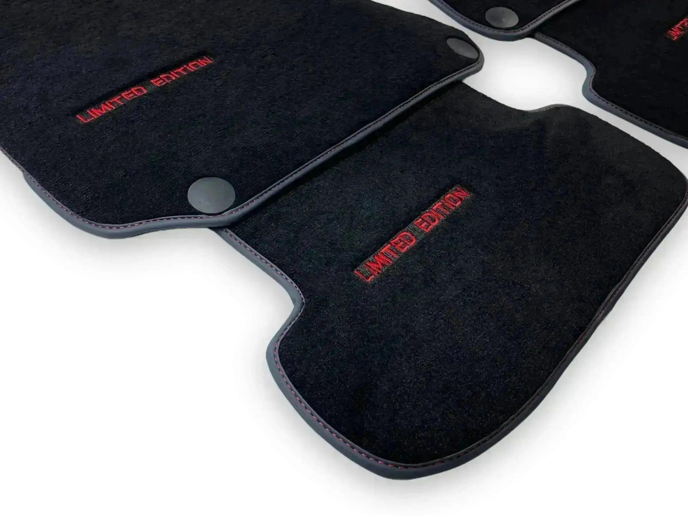 Black Sheepskin Floor Mats For Mercedes Benz GLK-Class X204 (2012-2015) | ER56 Design - AutoWin
