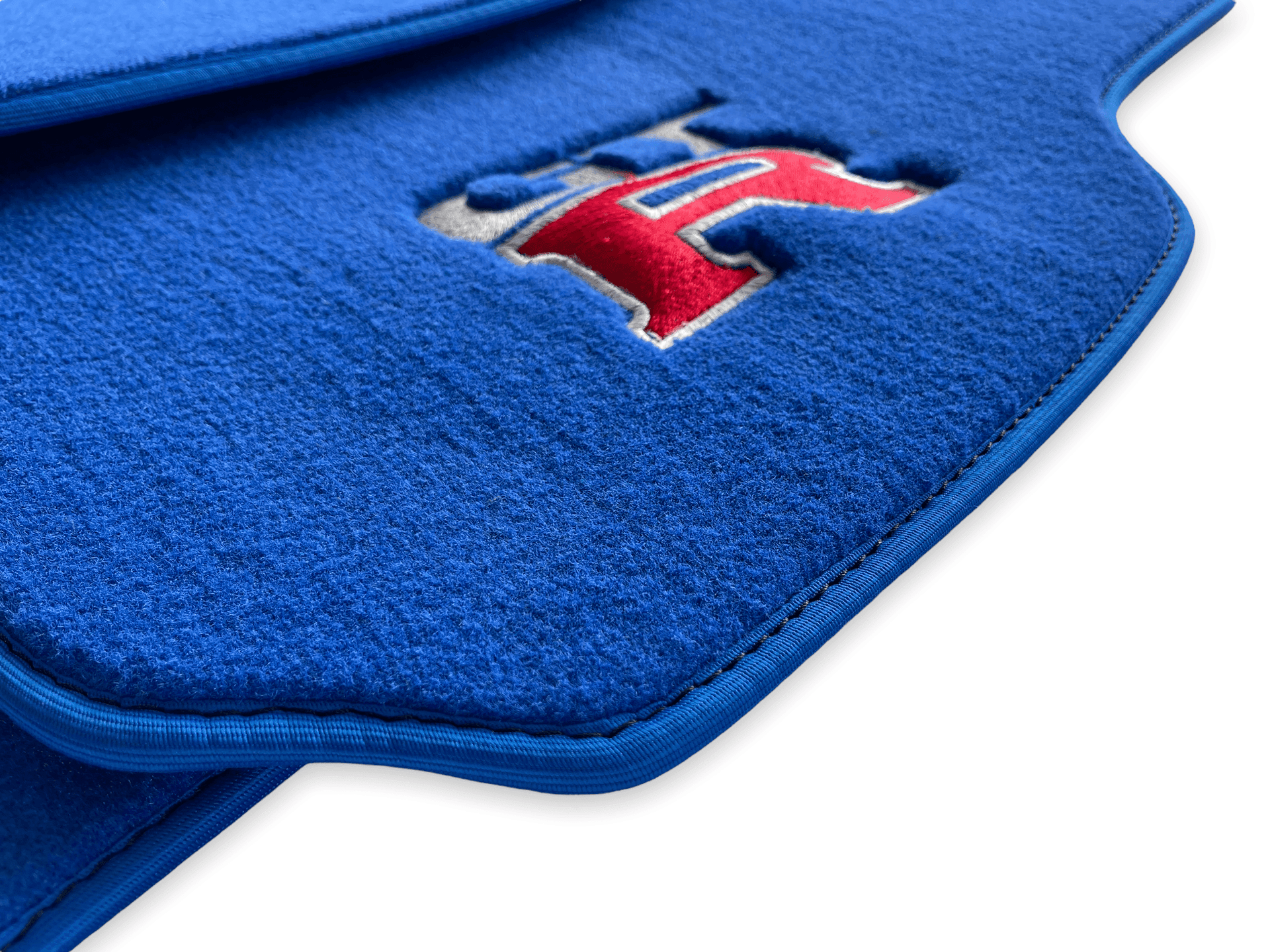 Floor Mats for Nissan GT-R - Tailored Blue Carpets Set with GTR Emblem | AutoWin