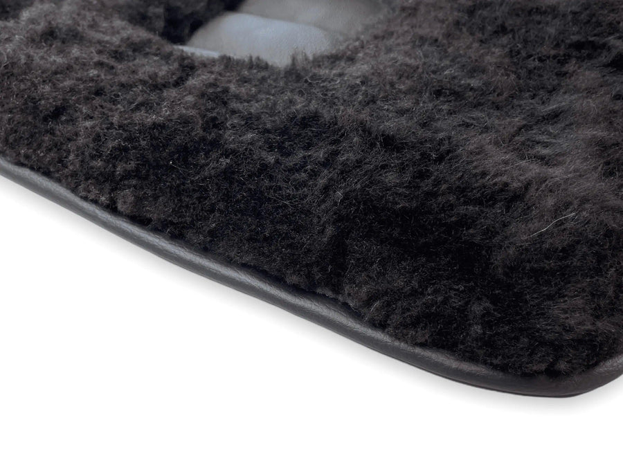 Genuine Sheepskin Floor Mats Bentley Mulsanne (2010-2020) Er56 Design Brand - AutoWin