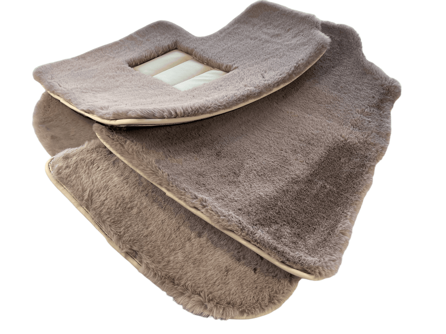 Sheepskin Floor Mats For Bentley Continental GT (2003–2011) Er56 Design - AutoWin
